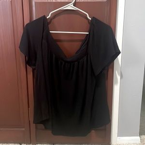 Black XL SO scoop neck off the shoulder top